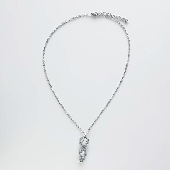 Whimsical fairy caged quartz and silver rosary pendant necklace - Picture 4 of 10